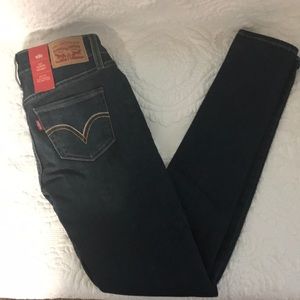 Levi’s 535 Super Skinny Jeans